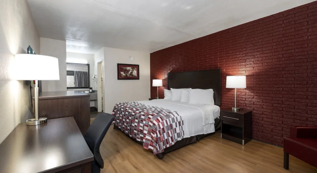 Двухместный номер Superior с балконом Red Roof Inn West Point
