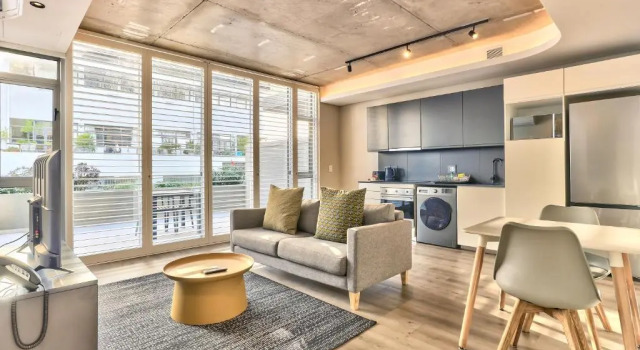 Апартаменты One Bedroom With Balcony and City Views