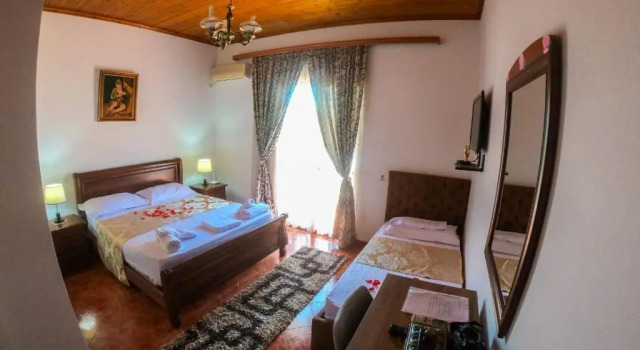 Rezidenca Aurel Center, Prenota Hotel Hotel economici a Berat County