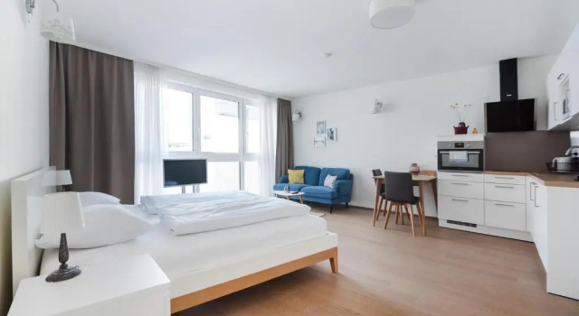 Студия Quiet and cozy apartment next to Mariahilfer Strasse and Naschmarkt with AC