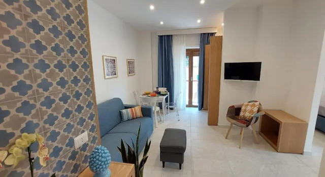 Студия Deluxe Mistral Luxury Suites