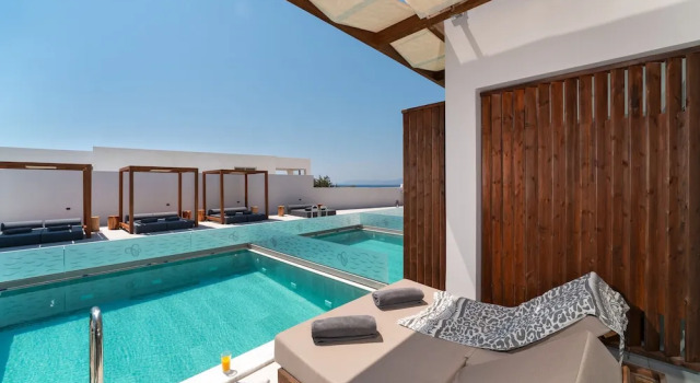 Номер Premium THERETRA PEFKI Seaside