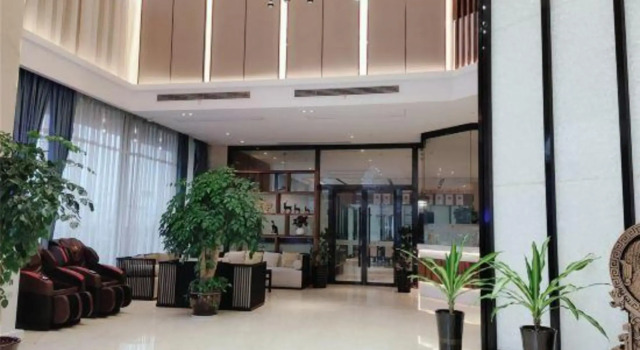 Sovereign Garden Hotel