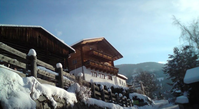 Veganer Gasthof zum Ederplan, Prenota Hotel Hotel a Tirolo con parcheggio, Parcheggio