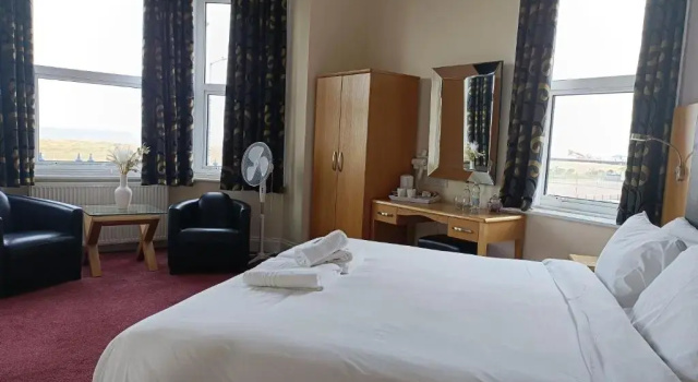Номер Superior Palm Court Hotel