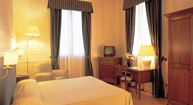 Номер Superior Hotel Flora
