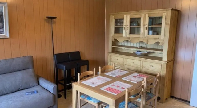 Appartement Mont-Dore, 2 pièces, 4 personnes - FR-1-415-39, Prenota Appartamento Hotel a Alvernia con parcheggio, Parcheggio