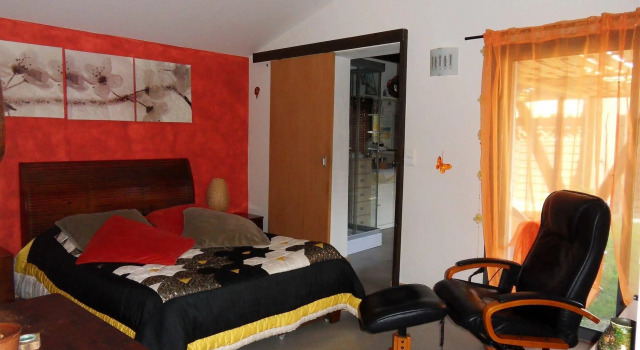 Le Jardin d'Ivana, Book Pension Hoteller i Oppede med parkering, Parkering