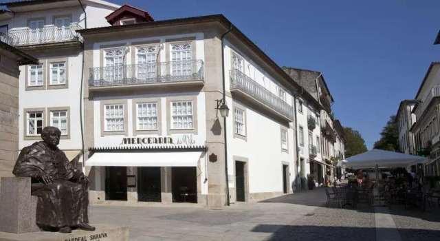 Mercearia da Vila, Забронировать Отель Понте-де-Лима Portuguese Route of Santiago, рядом с Torre de São Paulo