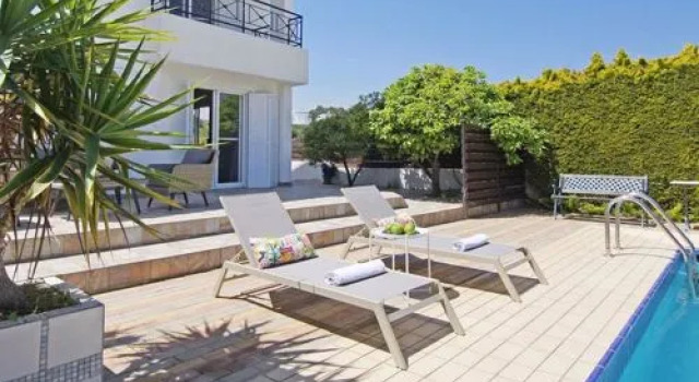 House CAVZA7 Sinalunga, Rezervovat Hotel 5hvězdičkové hotely v Protaras, 5*