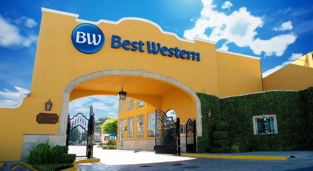 Четырёхместный номер Standard Best Western Saltillo