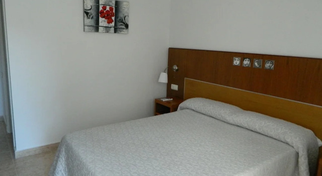 Pension Rovior, Varaa Matkakoti Calafell El Baix Penedès