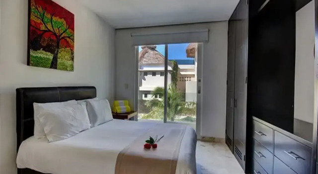 Elements 119 by Tripintravel, Забронировать Отель Отели Плая-дель-Кармен 4 звезды, рядом с Church of Guadalupe, 4*