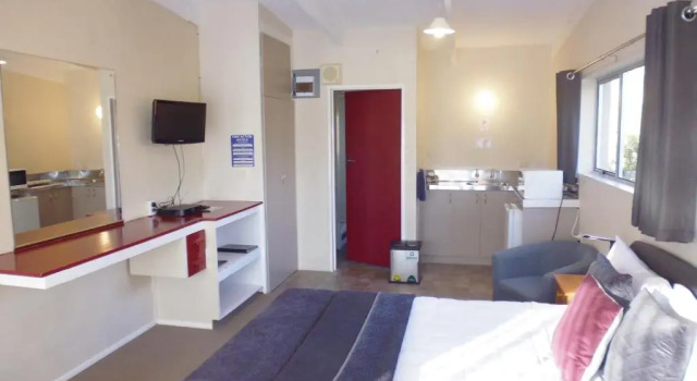Студия Spa Lodge Motel