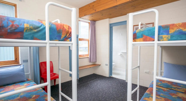 Кровать в общем номере (женский номер) YHA Thredbo