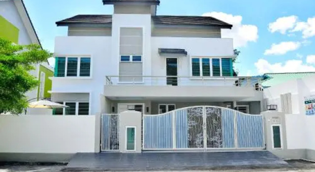 Plumeria Luxury Service Villa, Buchen Sie Villa Teluk Bahang Penang