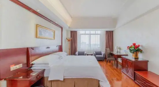 Люкс Superior Vienna Hotel Shanwei Lufeng Jieshi Bus Station