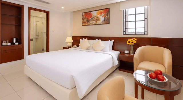 Номер Deluxe White Lotus Hotel Saigon