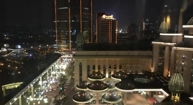 Студия с видом на озеро W Studio Resort Suites at Pyramid Tower