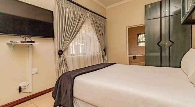 See You There Accommodation 1, Boek Hotel Mooiplaas Pretoria
