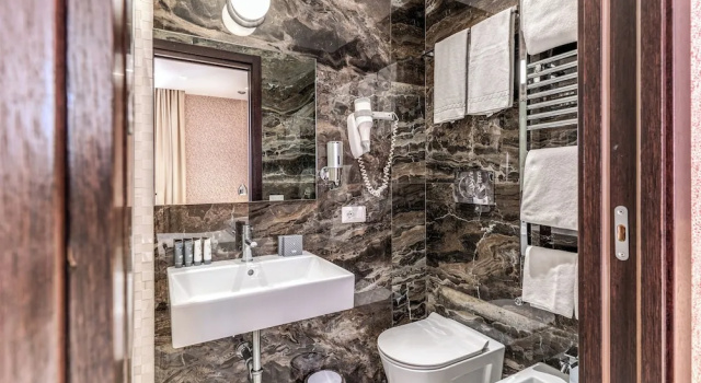 Двухместный номер Economy Relais Fontana Di Trevi Hotel