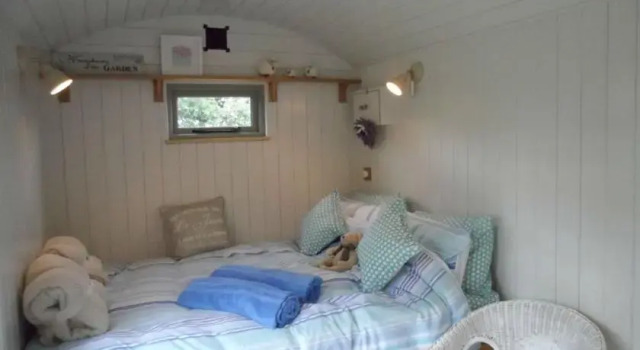 Dolly at Lowlands, Book Hotel Hoteller i Ibsley med parkering, Parkering