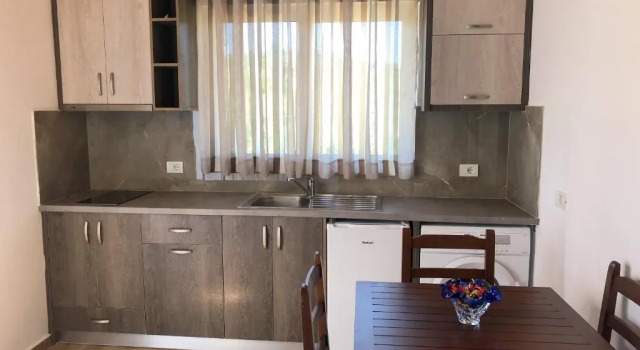 Апартаменты c 1 комнатой Milos Apartments