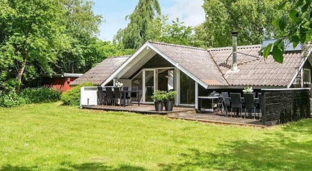 8 Person Holiday Home in Toftlund, Book Hotel Hotels in Arrild with Parking, Parking