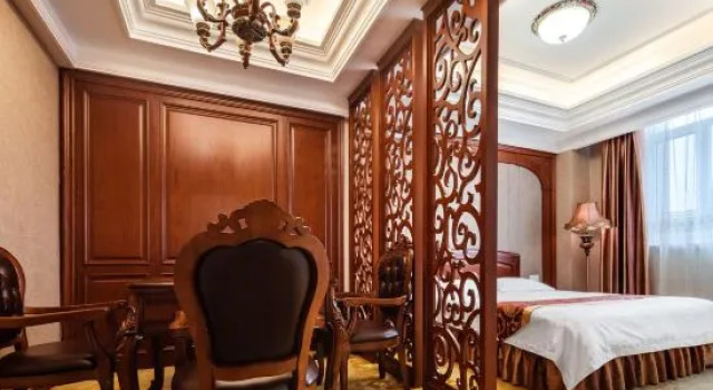 Люкс Deluxe Dandong Garden Hotel