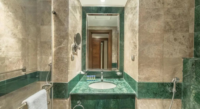 Трёхместный номер Standard Copthorne Makkah Al Naseem