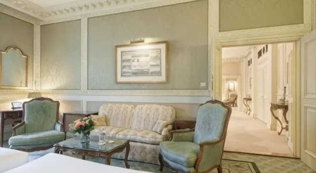 Двухместный номер Superior Ring Boulevard View Eurostars Grand Hotel Wien