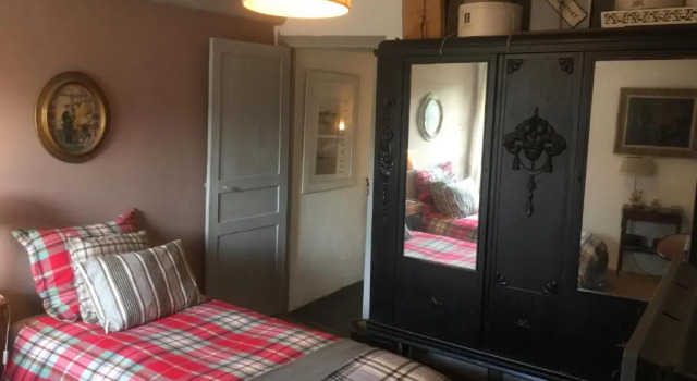 Maison de village, Забронировать Отель  
