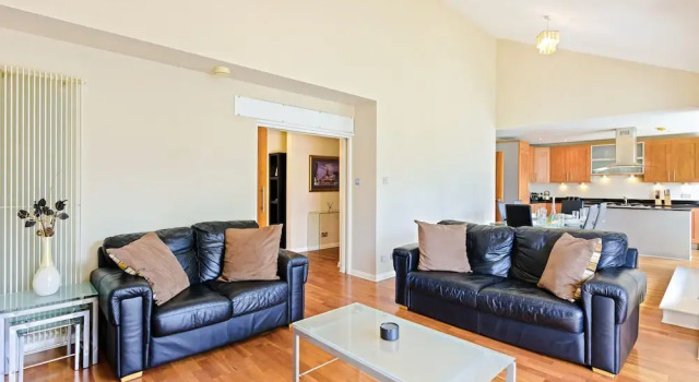 Britannia Penthouse, Prenota Appartamento Edimburgo 