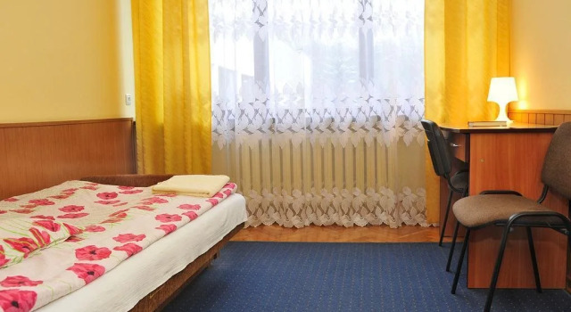 Dobre Miejsce, Varaa Hotelli Bielany Varsova