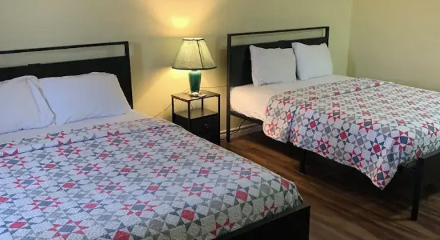 Четырёхместный номер Standard Spanish River Inn