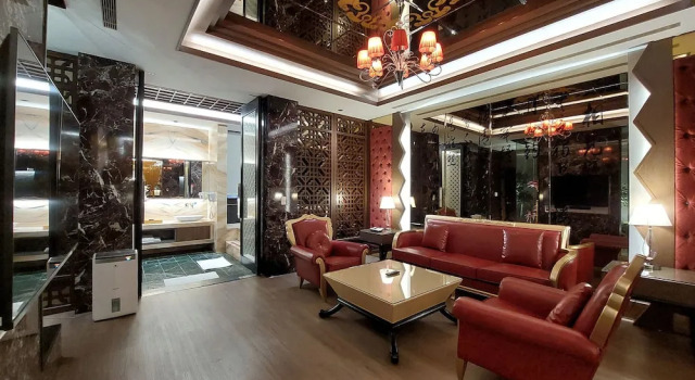 Elysees Motel
