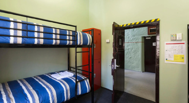 Кровать в общем номере (женский номер) YHA Fremantle Prison