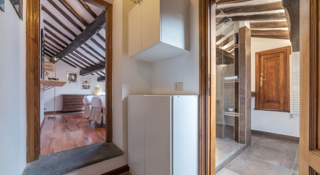 Black White - FromHometoRome, Prenota Hotel Piazza Navona Roma