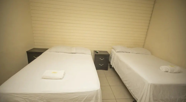 Четырёхместный номер Standard Glimbaro's Guest House