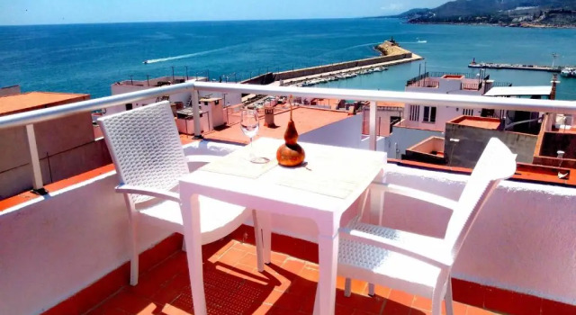 Апартаменты Deluxe Hostal Peñiscola