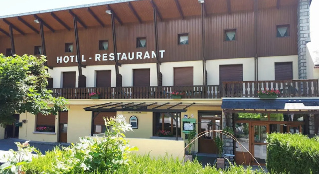 Au Logis de L' Arbizon, Buchen Sie Hotel Ancizan Languedoc-Roussillon