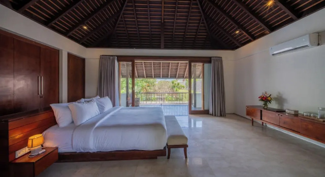 Вилла Comfort с видом на бассейн Villa SS Chang