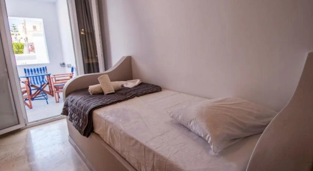 Katefiani Villas, Забронировать Отель Отели Санторини с парковкой, рядом с Пляж Перисса, Парковка