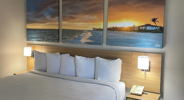 Двухместный номер Standard Days Inn by Wyndham Florence Near Civic Center