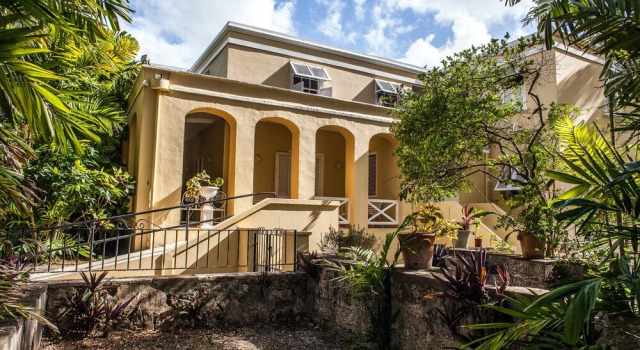 Colleton Guest House, Rezervovat Penzión Hotely v Speightstown s bazénem, Bazén