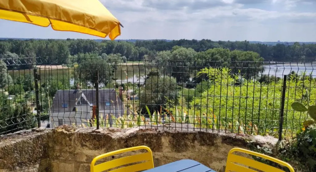 Люкс Le Gite de la Loire - Unique Troglodyte Stay