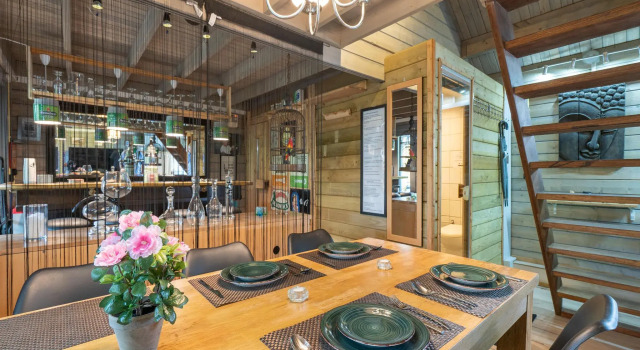 Modern chalet in Wilhelminadorp with private terrace, Book Chalet Goes 