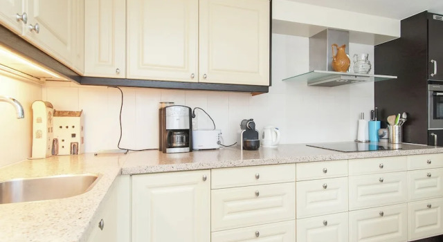 Semi-detached House With Garden in Quiet Location, Within Walking Distance of the Centre of Bergen, Забронировать Отель Отели Норда 3 звезды, 3*