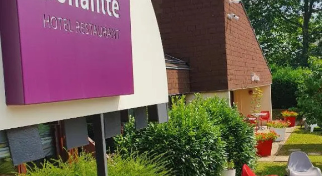 Bonanite, Rezerwuj Hotel Hotele w Aisne z parkingiem, Parking