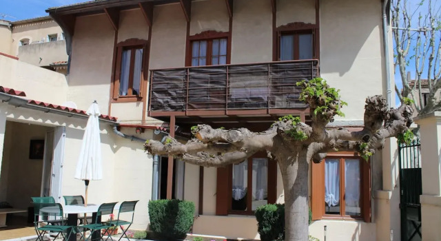 Carcassonne City Break, Book Hotel Hotels in Carcassonne with a Pool, Swimming Pool
